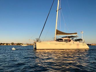 43' Privilege 2003 Yacht For Sale